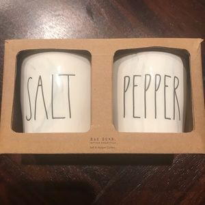Rae Dunn Salt and Pepper Cellars